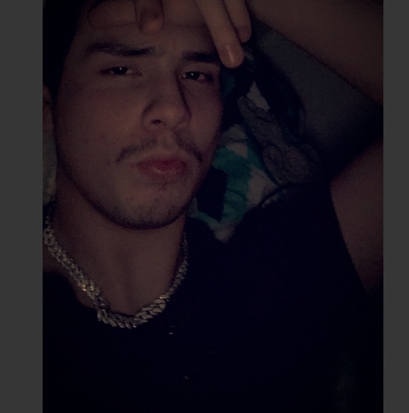 Meet your Posher, Kyle - Picture 1 of 1